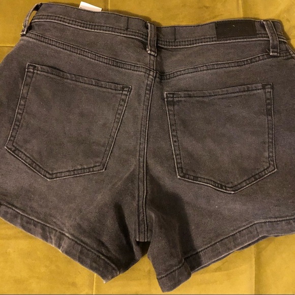 Hollister size 28 high-rise denim - Picture 5 of 5